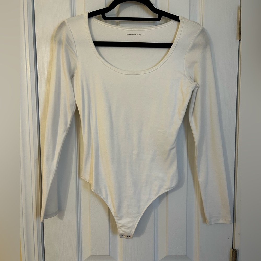 Abercrombie White Long Sleeve Scoop Neck Bodysuit